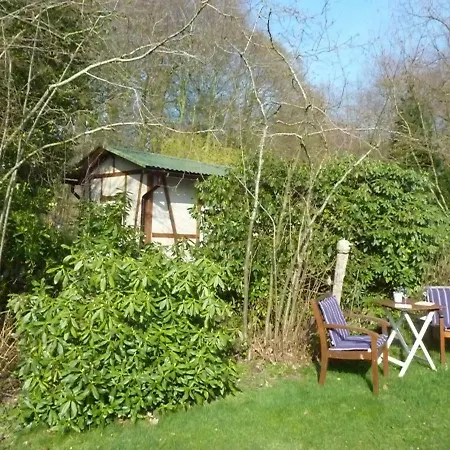 Διαμέρισμα Ehemaliges Waldkurhaus